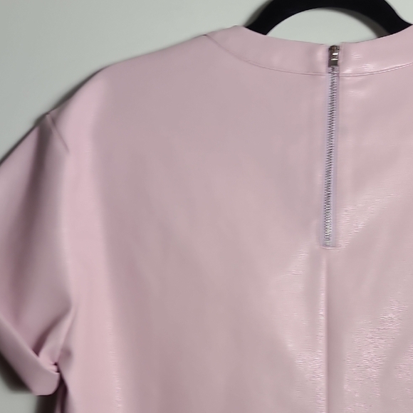 BUDDY LOVE Vegan Leather Crop Top In Soft Pink Size Medium - Picture 14 of 16